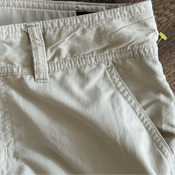 COLUMBIA Saturday trail pant convertible Cargo Pants shorts size 2 short Tan - Picture 10 of 16